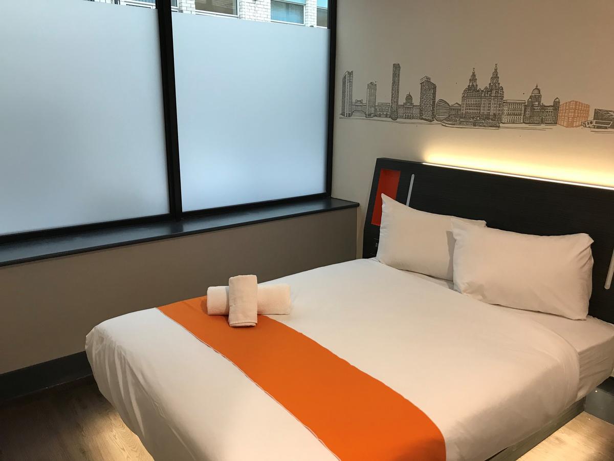 Easyhotel Liverpool Exterior photo