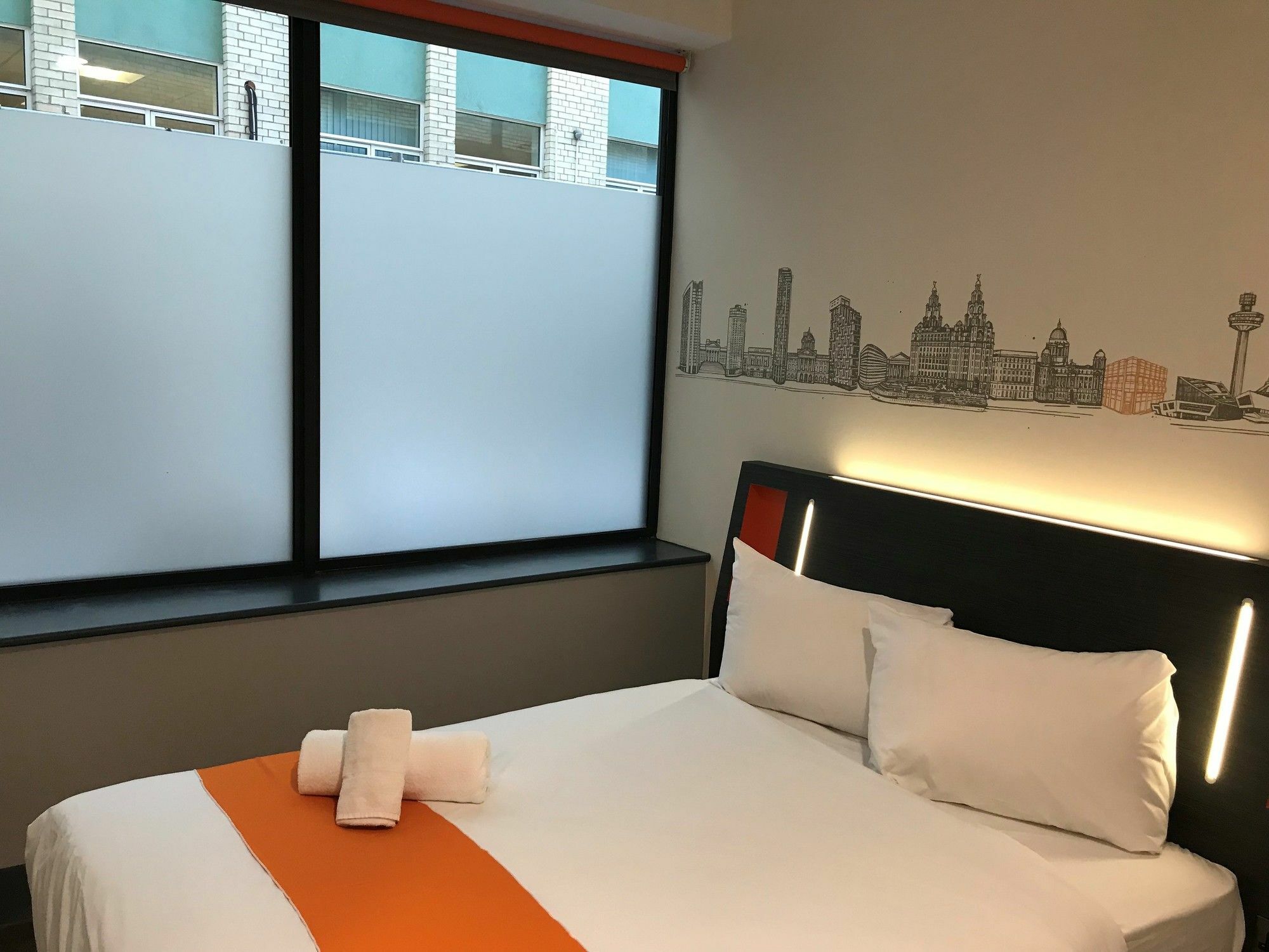Easyhotel Liverpool Exterior photo