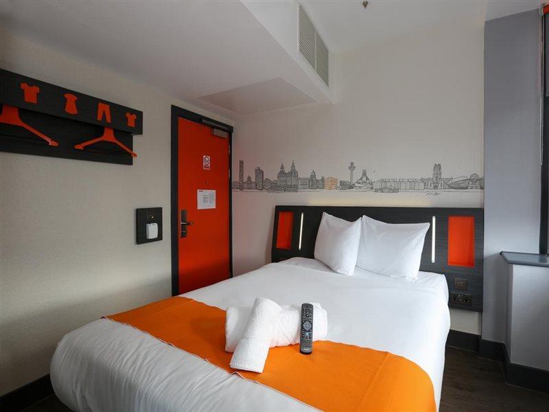 Easyhotel Liverpool Exterior photo