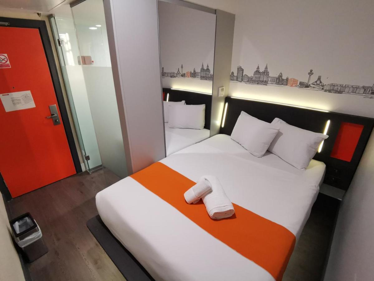Easyhotel Liverpool Exterior photo